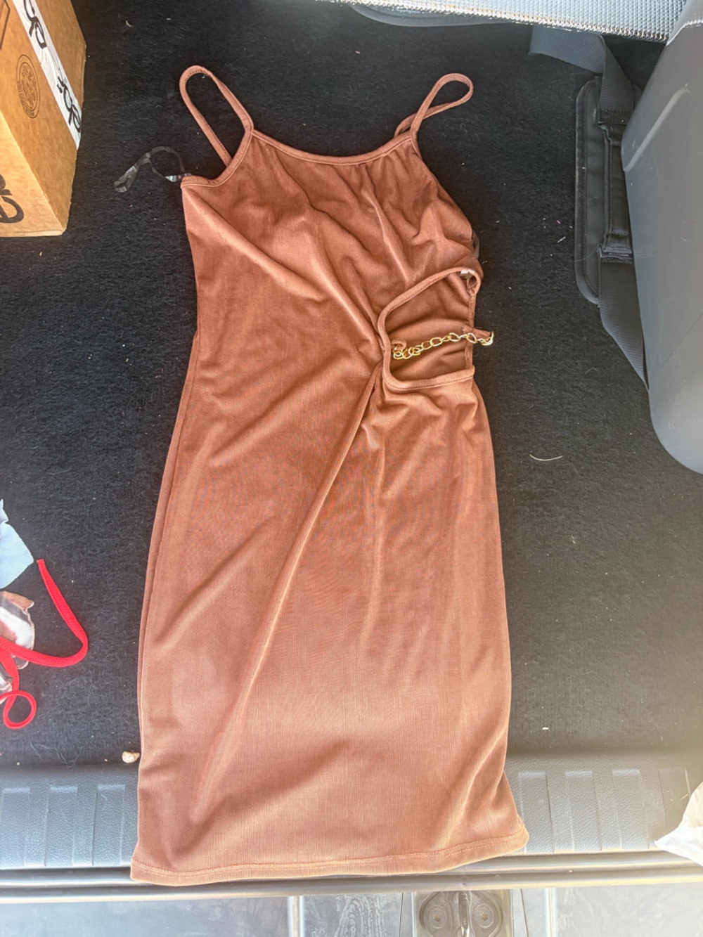 Discreet: Rust Brown Chain-Detail Knit Dress: size medium